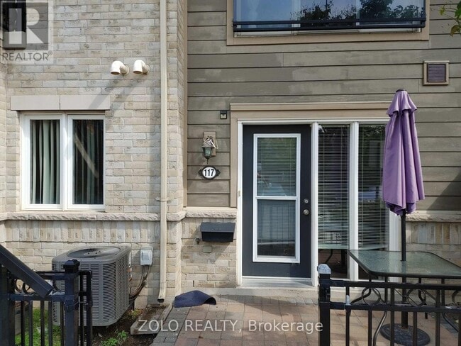 property at 2891-2891 Rio Ct