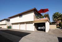 2702 W Orion Ave in Santa Ana, CA - Foto de edificio - Building Photo