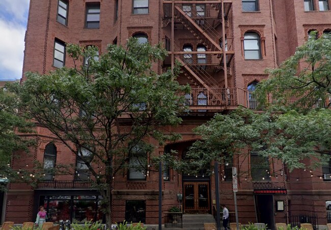 property at 271 Dartmouth St
