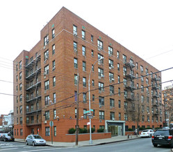 41-56 Lamont Ave in Flushing, NY - Building Photo - Building Photo