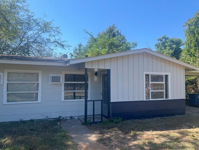 property at 265 Houston St