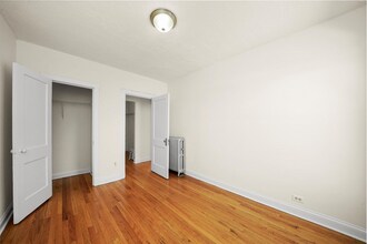 2649 N Spaulding Ave in Chicago, IL - Foto de edificio - Building Photo