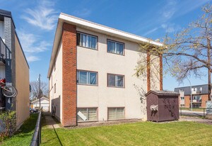 8203 122 Av NW in Edmonton, AB - Building Photo