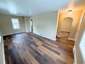 1200 Courtland Rd in Weirton, WV - Building Photo - Building Photo