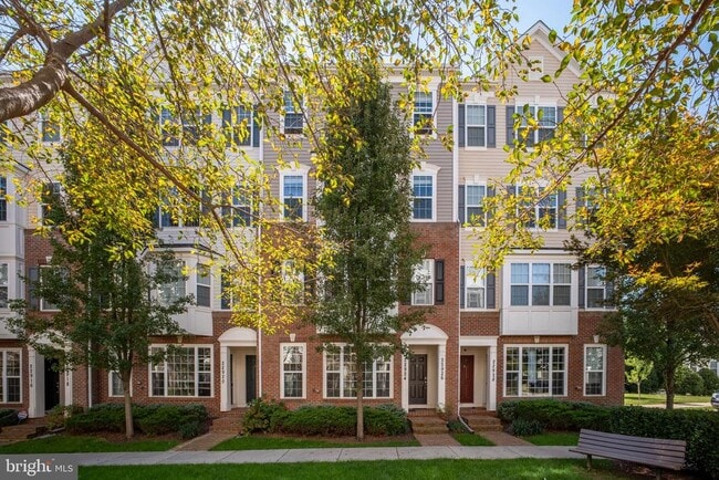 22926 Spicebush Dr in Clarksburg, MD - Building Photo - Building Photo