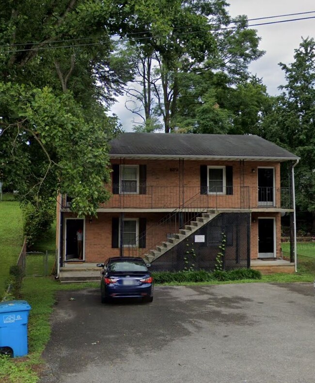 718 Windsor Ave SW, Unit A