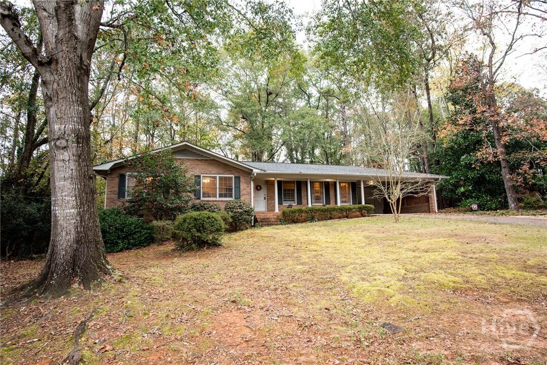 270 Segrest Cir in Athens, GA - Building Photo