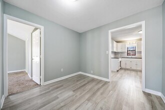1623 E 45th Pl in Tulsa, OK - Foto de edificio - Building Photo