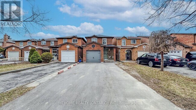 27 Debden Rd in Markham, ON - Building Photo - Building Photo