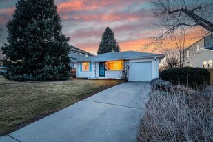 2921 S Adams St in Denver, CO - Building Photo