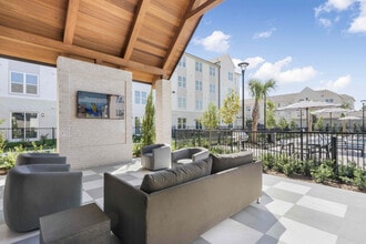 Hanover Lakemont in Richmond, TX - Building Photo - Building Photo