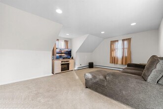 733 14th St in West Babylon, NY - Building Photo - Building Photo