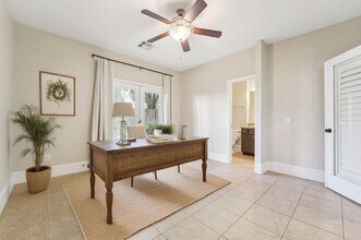 2421 Beall St in Houston, TX - Building Photo - Building Photo