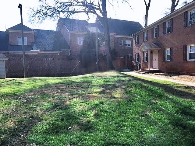 property at 2623 Vail Ave