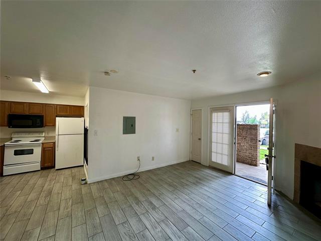 9817 Walnut St in Dallas, TX - Building Photo