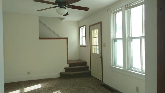 314 E Hickory St in Mankato, MN - Building Photo - Building Photo