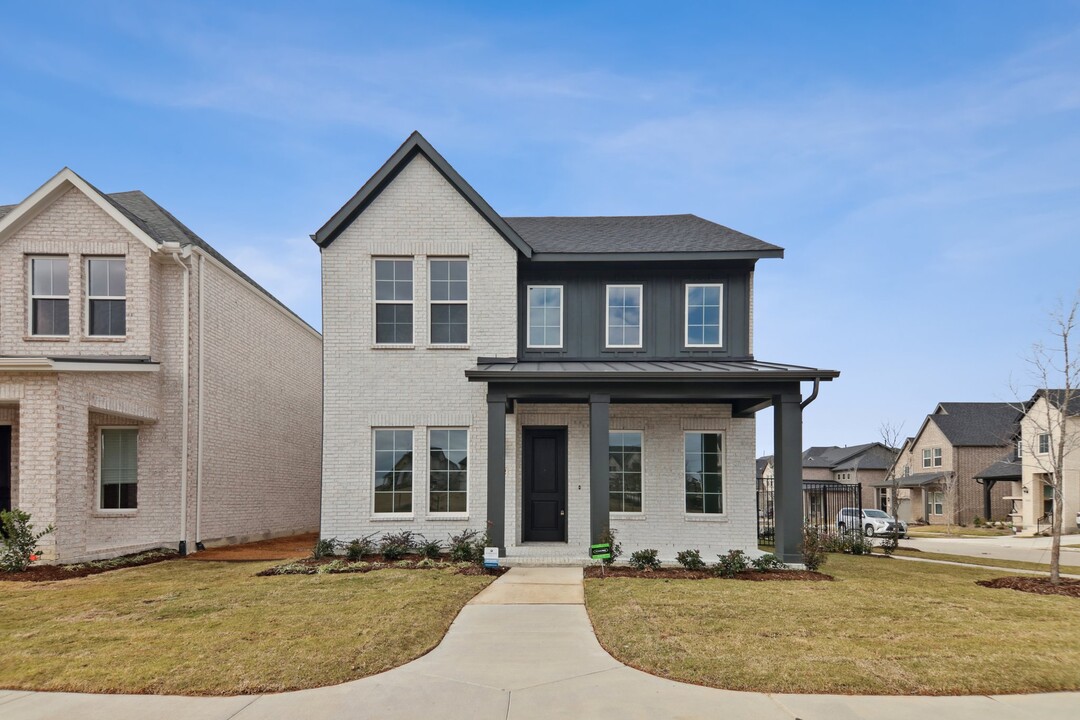 8972 Carriageway Mews in Frisco, TX - Building Photo