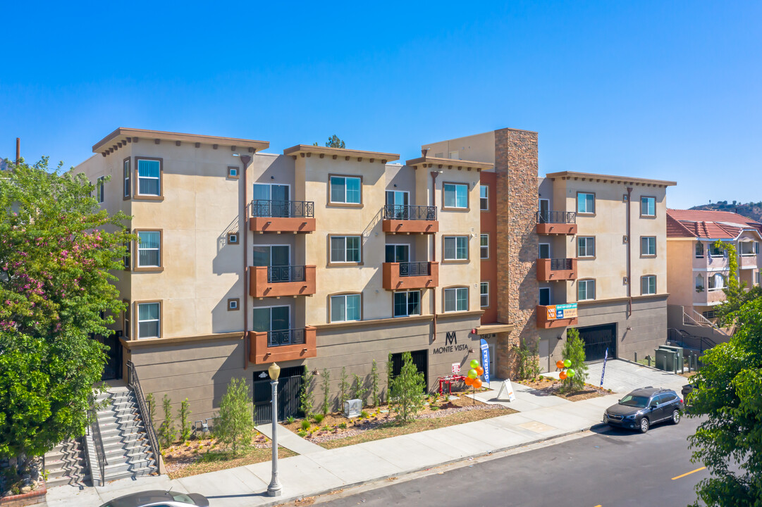 Monte Vista Apartments in Tujunga, CA - Building Photo