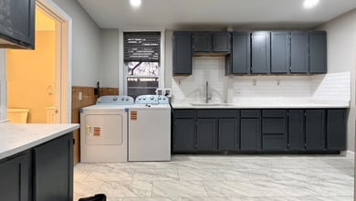 84 Chatham St, Unit 2 in Worcester, MA - Building Photo - Building Photo