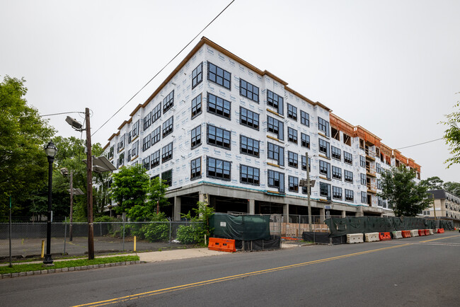 1100 South Ave