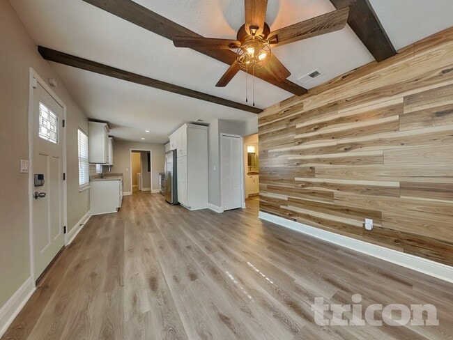 6905 N 19th St in Tampa, FL - Building Photo - Building Photo