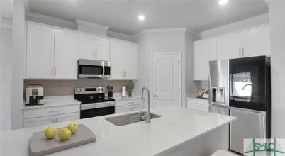 100 Slade St in Port Wentworth, GA - Building Photo - Building Photo