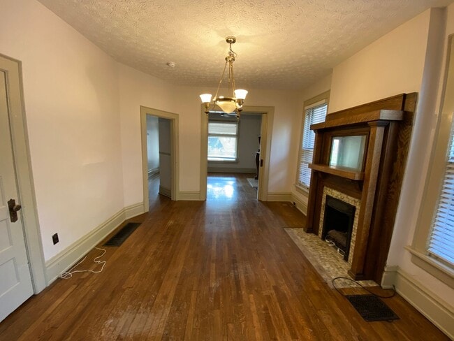 1069 Neil Ave in Columbus, OH - Building Photo - Building Photo