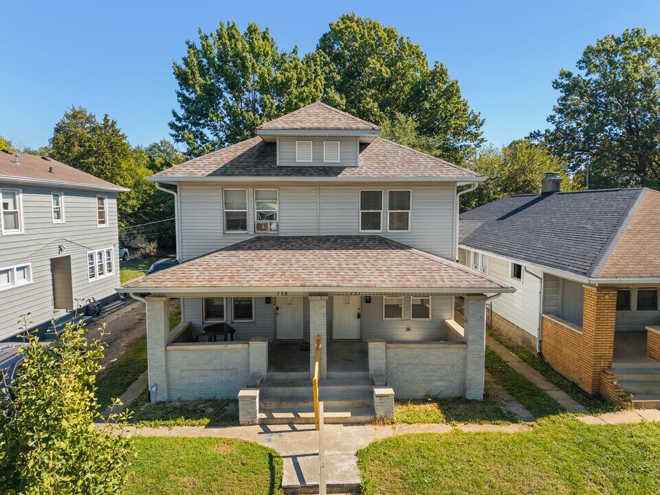 717 N Grant Ave in Indianapolis, IN - Foto de edificio