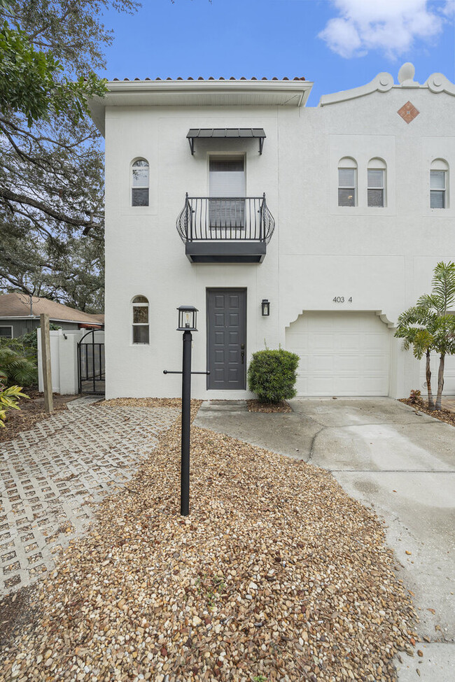 property at 403 S Fremont Ave