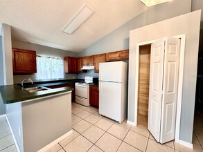 2229 Santa Lucia St in Kissimmee, FL - Building Photo - Building Photo