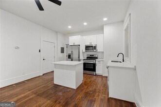 360 Ponce De Leon Ave NE in Atlanta, GA - Building Photo - Building Photo