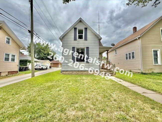 property at 417 W Wildwood Ave