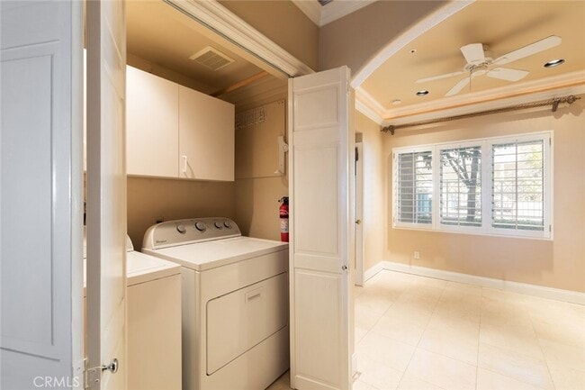 2602 E 20th St in Signal Hill, CA - Building Photo - Building Photo