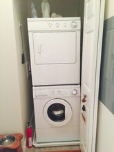 152 Hallock St, Unit 2 in Pittsburgh, PA - Foto de edificio - Building Photo