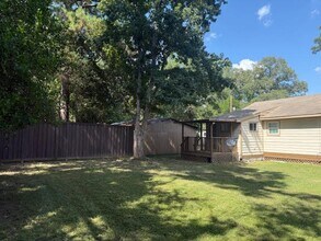 15114 Firetower Rd in Conroe, TX - Foto de edificio - Building Photo