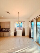 198 E Woolystar Ct in Oro Valley, AZ - Building Photo - Building Photo