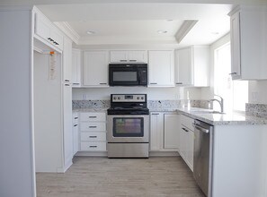 21187 Sailors Bay Ln in Huntington Beach, CA - Building Photo - Building Photo