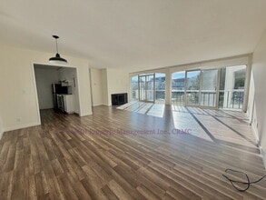 5221 Shelter Bay Ave in Mill Valley, CA - Building Photo - Building Photo