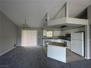 1405 SW 10th St in Cape Coral, FL - Building Photo - Building Photo