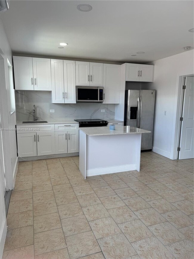 property at 17 W 10th St