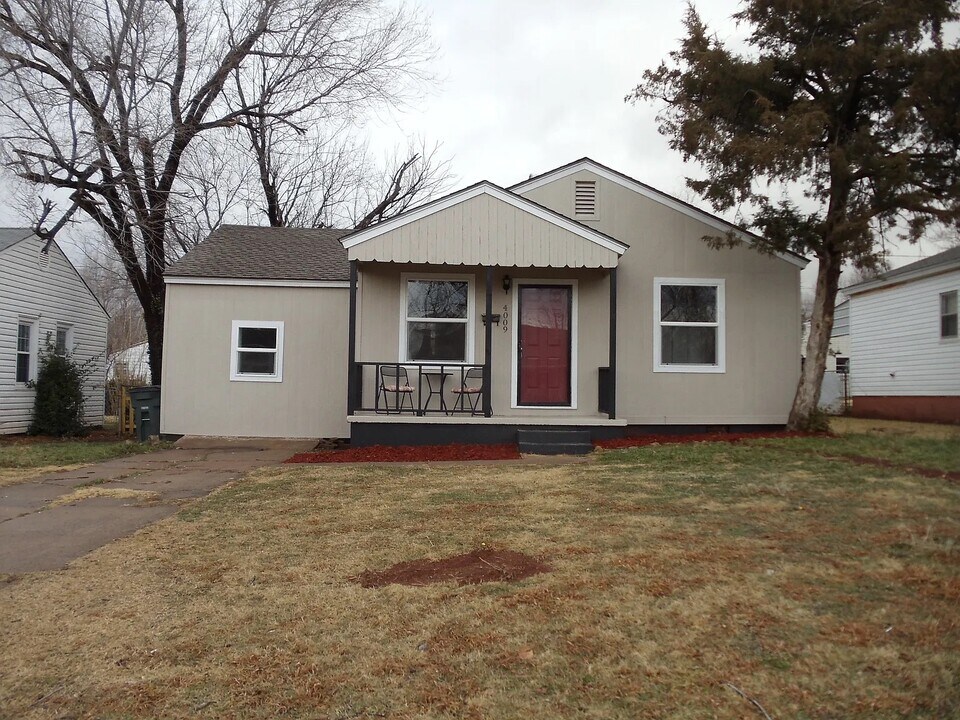 4009 SE 25th St in Del City, OK - Building Photo