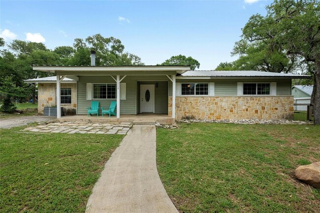 115 Mandalay Ln in San Marcos, TX - Building Photo - Building Photo