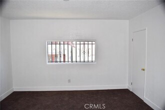 1014 W 47th St-Unit -1014.5 in Los Angeles, CA - Building Photo - Building Photo