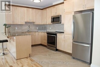 250 Miguel St in Carleton Place, ON - Building Photo - Building Photo