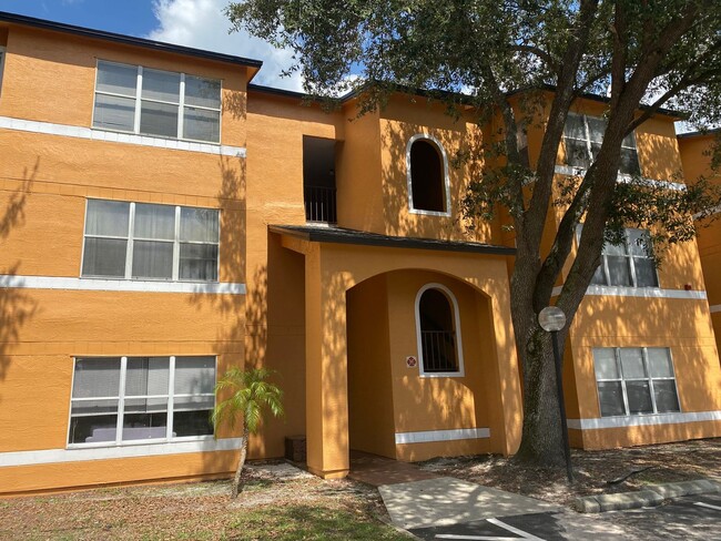 4532 Commander Dr in Orlando, FL - Building Photo - Building Photo