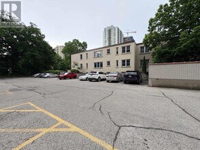 75-175 Albert St in London, ON - Building Photo - Building Photo