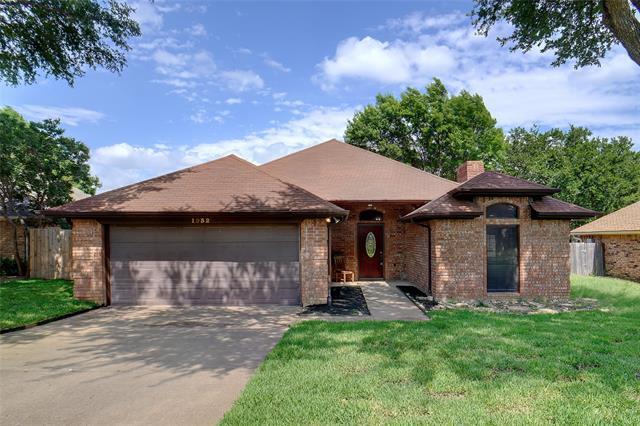 1932 Longhorn Trail in Grapevine, TX - Building Photo
