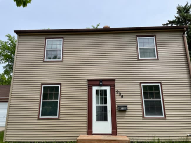 property at 904 4th St S