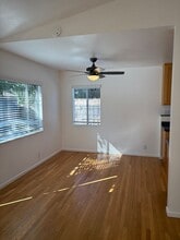 129-129 McKee St in Ventura, CA - Building Photo - Building Photo
