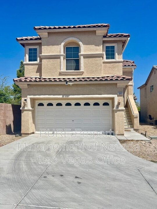 102 La Padania Ave in Las Vegas, NV - Building Photo